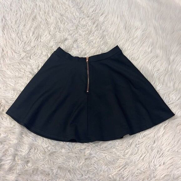 Cotton On Women's Basic Black Stretchy Flared Casual Mini Skater Skirt Medium - Picture 2 of 9